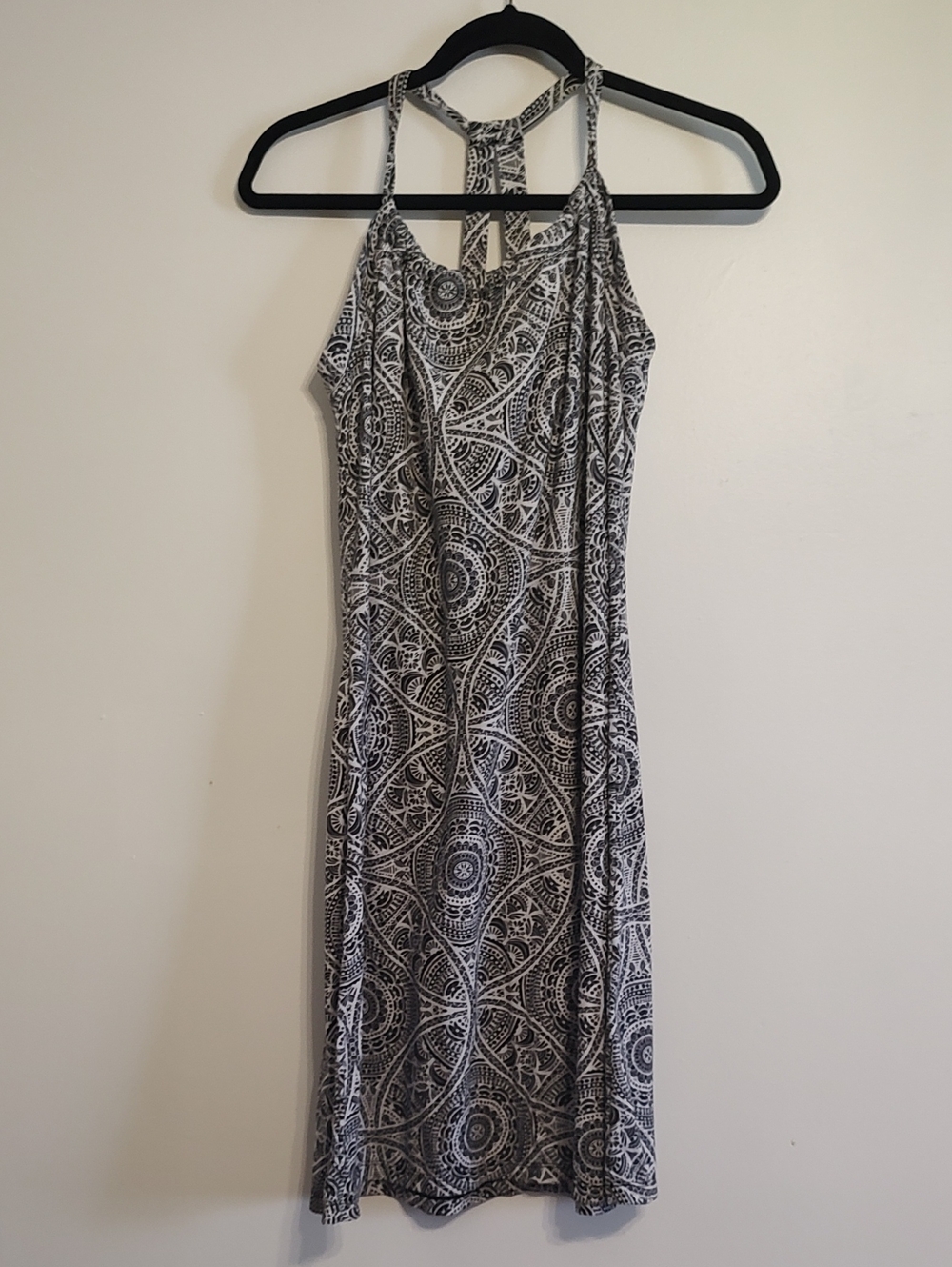 Sleeveless Black & White Patterned Racer Back Dress